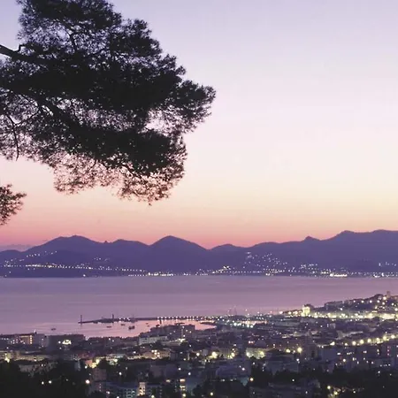 Apartment Antares Pop Cannes